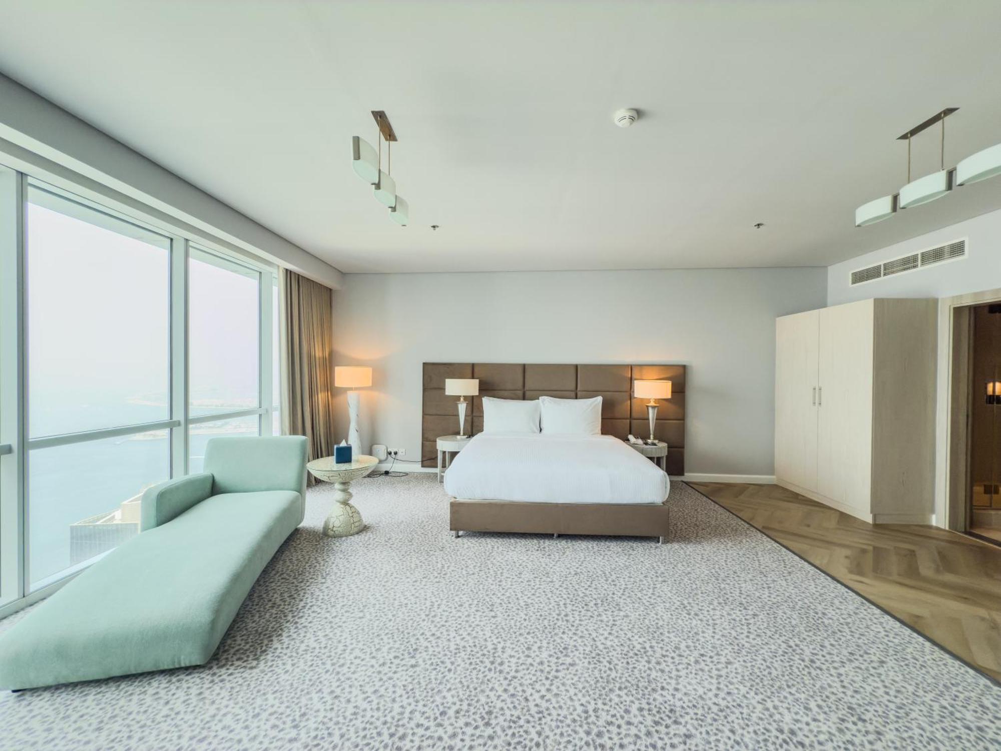 Ja Oasis Tower Aparthotel 5*