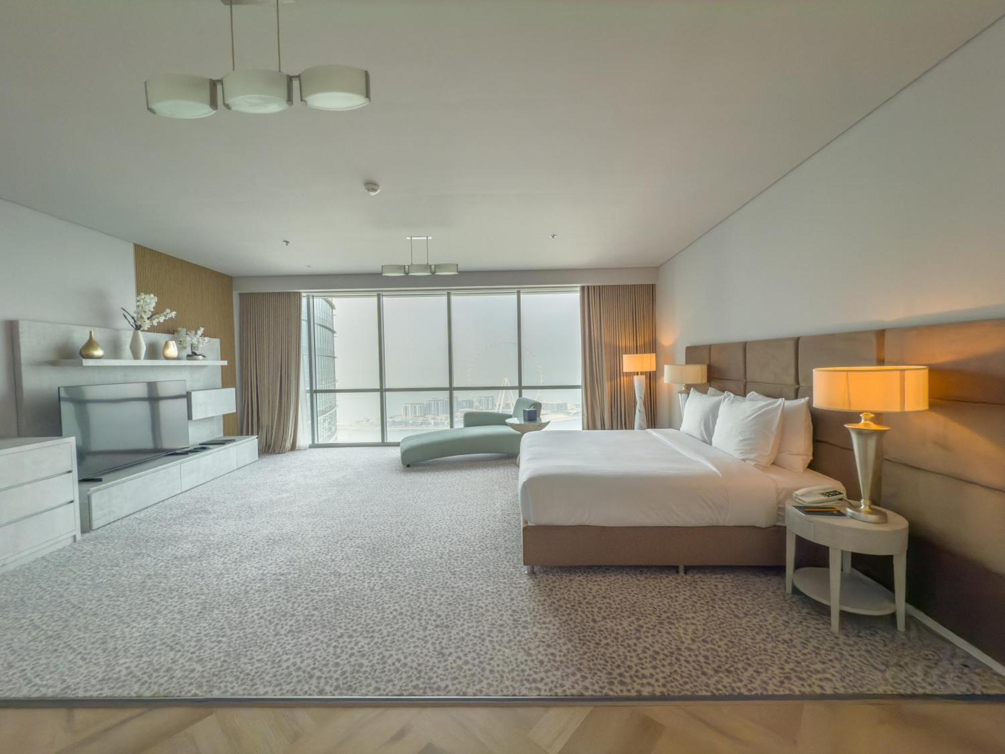 Aparthotel Ja Oasis Tower 5*