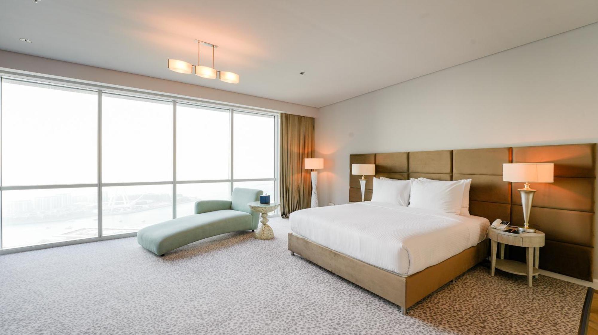 Ja Oasis Tower Aparthotel 5*