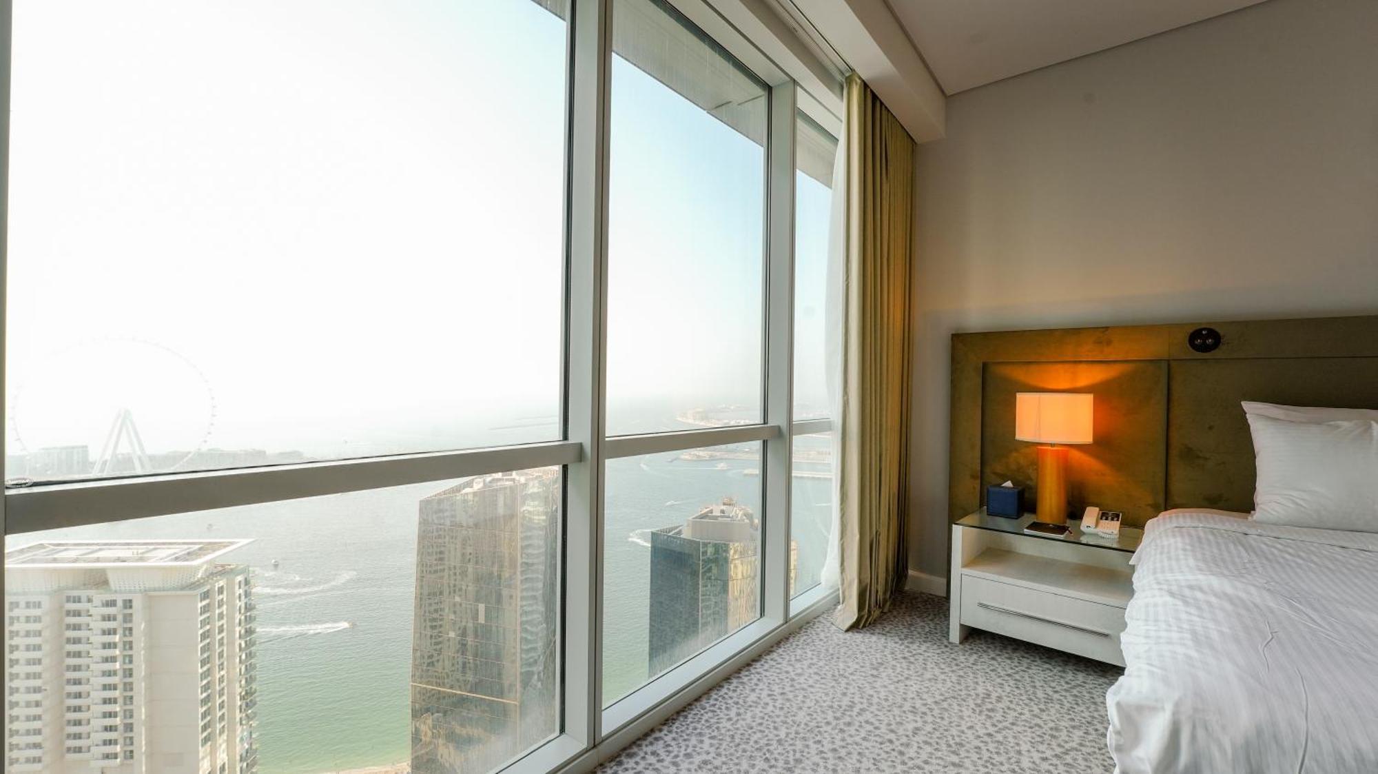 Ja Oasis Tower 5*